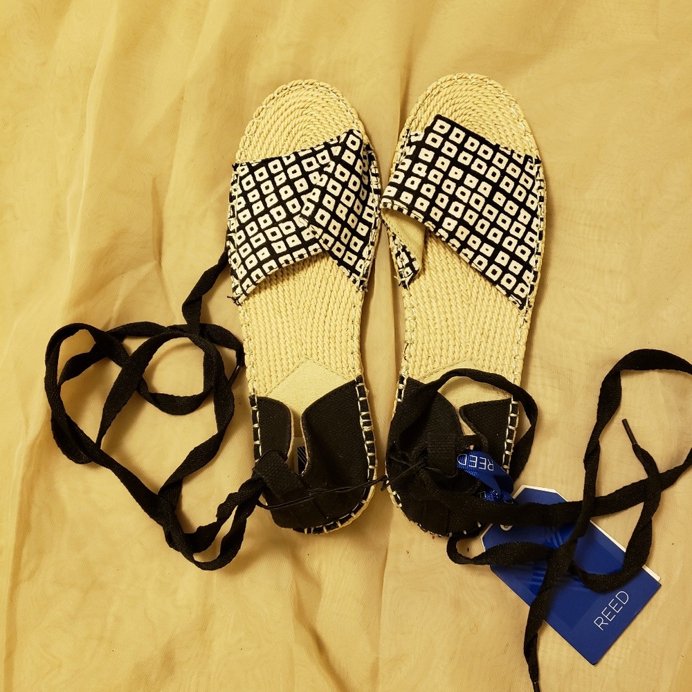 (NWT) Reed's Espadrilles Ballerina Tie-up Sandal